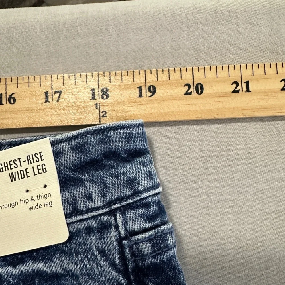 a.n.a Women's 18 Wide Leg Jeans Blue Highest Rise Studded Star Med Charm NEW